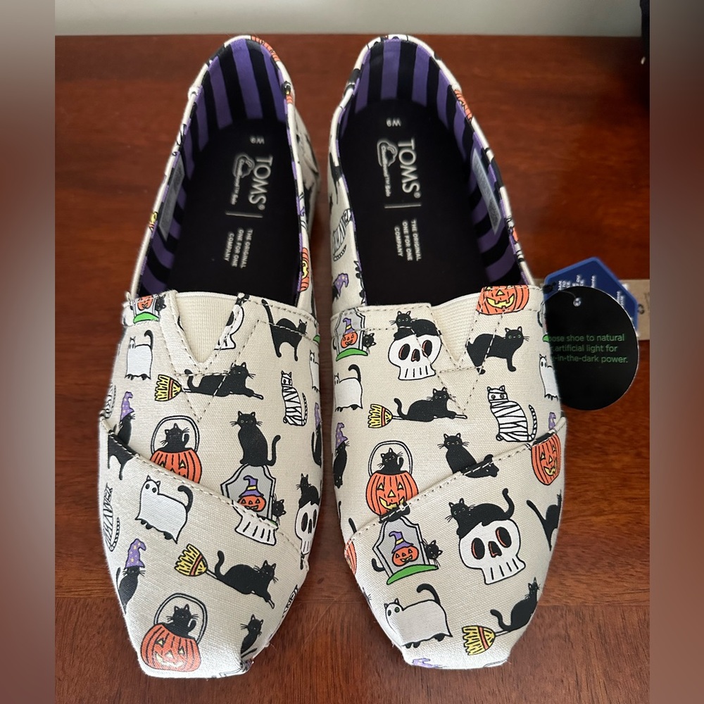 TOMS Halloween Alpargata Glow in the Dark Halloween Cats Women’s size 9